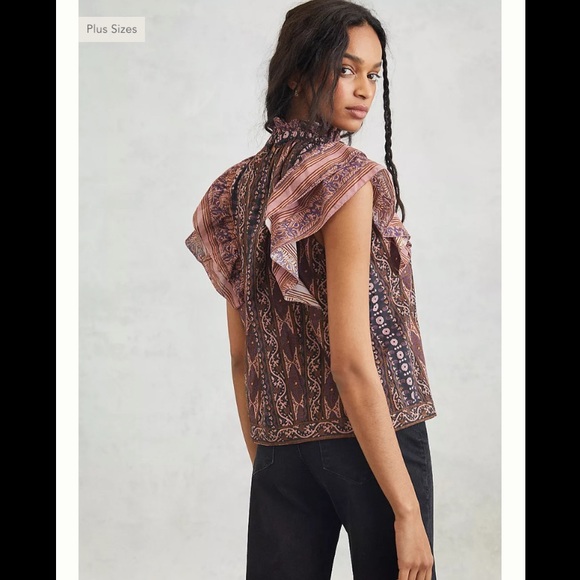 Caricia Ruffled Blouse - Picture 3 of 11